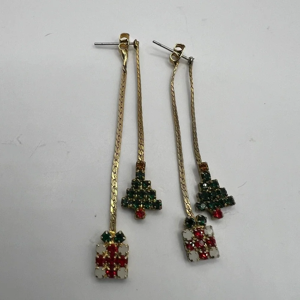 Vintage Pierced Earrings Christmas‎ Dangle Drop Serpentine Chain Tree Presents